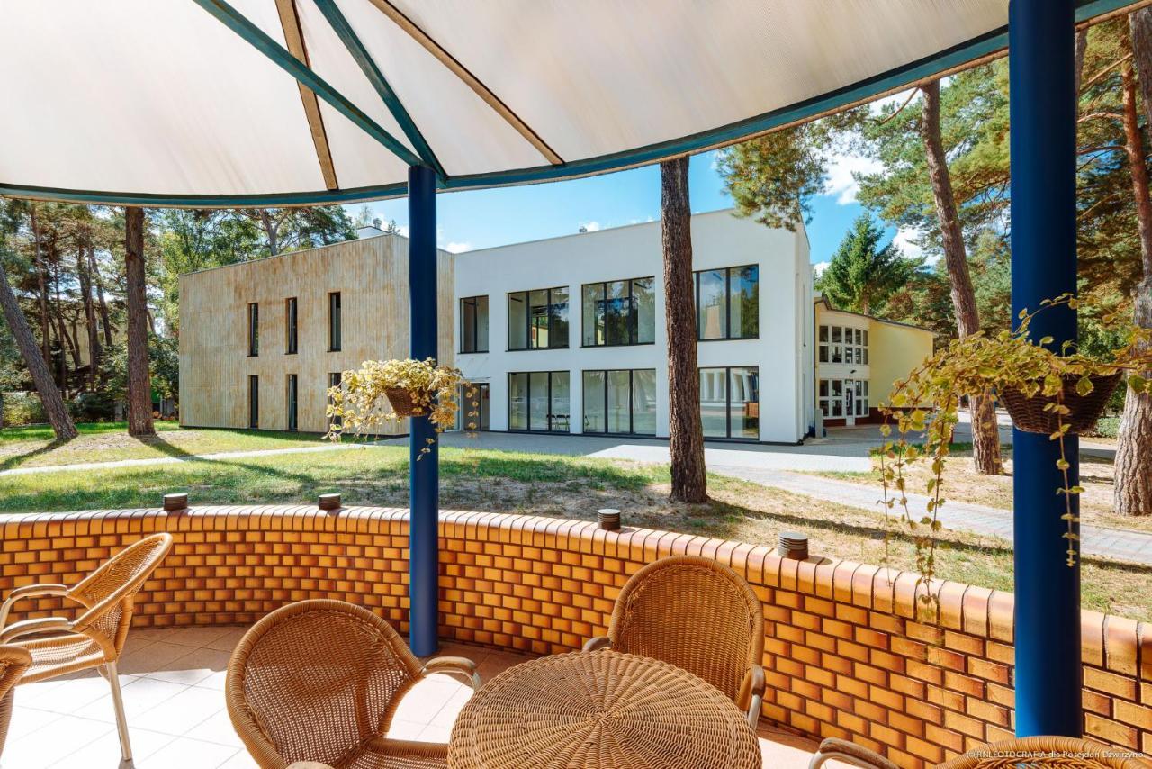Hotel Ow Posejdon Dźwirzyno Exterior foto